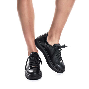 Znamka Superge BLACK (BL)