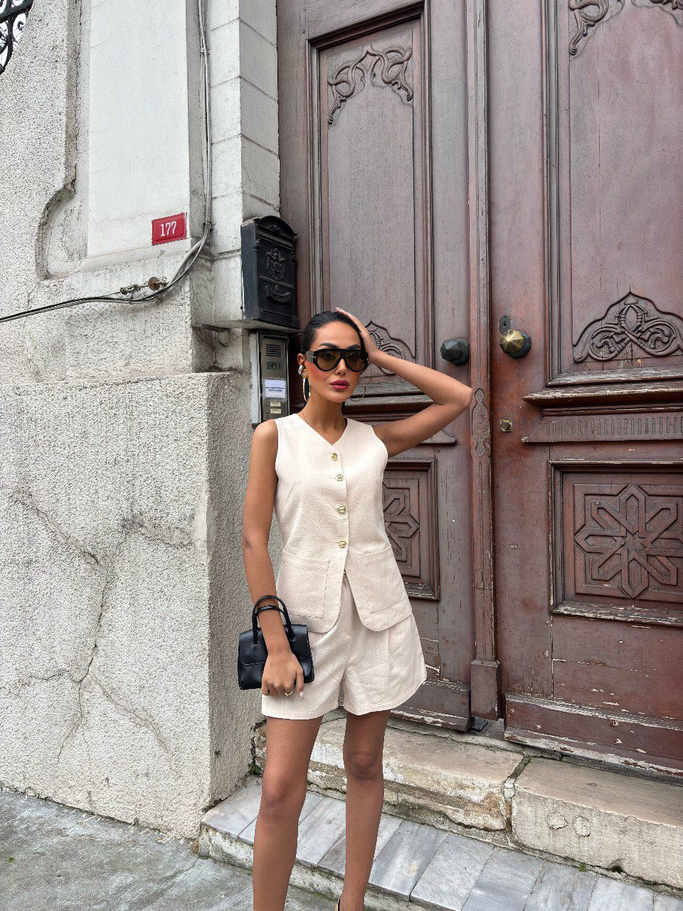 VEST AND SHORTS 10134