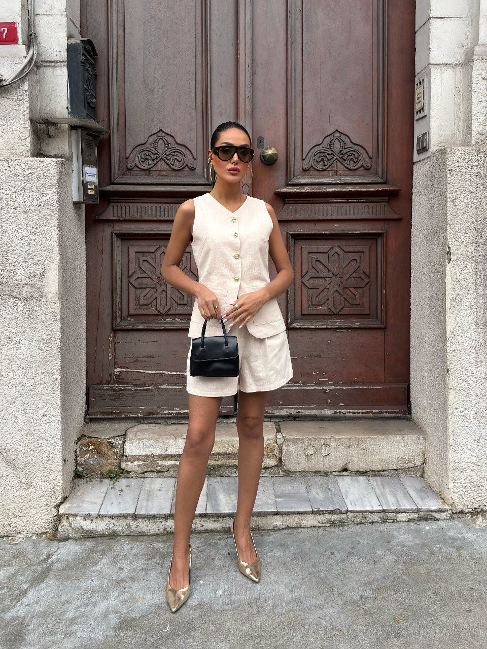 VEST AND SHORTS 10134