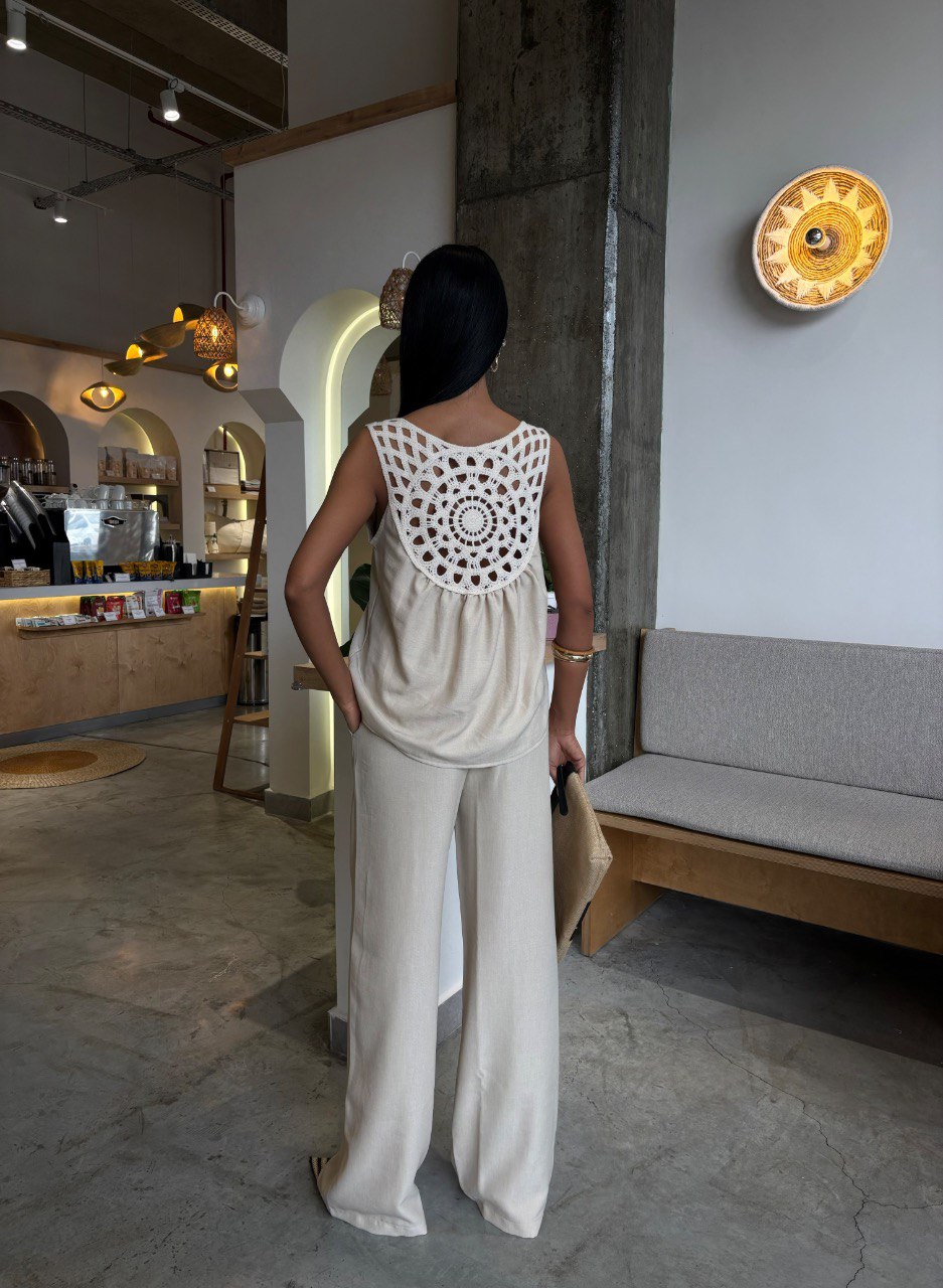 TSHIRT AND TROUSERS 10165