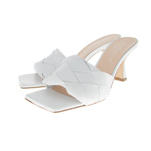 Load image into Gallery viewer, #2 SQUARED HIGH &#39;Leather Quilted&#39; L&#39;ESTROSA Sandals
