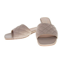 Load image into Gallery viewer, SQUARED LOW &#39;Leather Quilted&#39; L&#39;ESTROSA Slides
