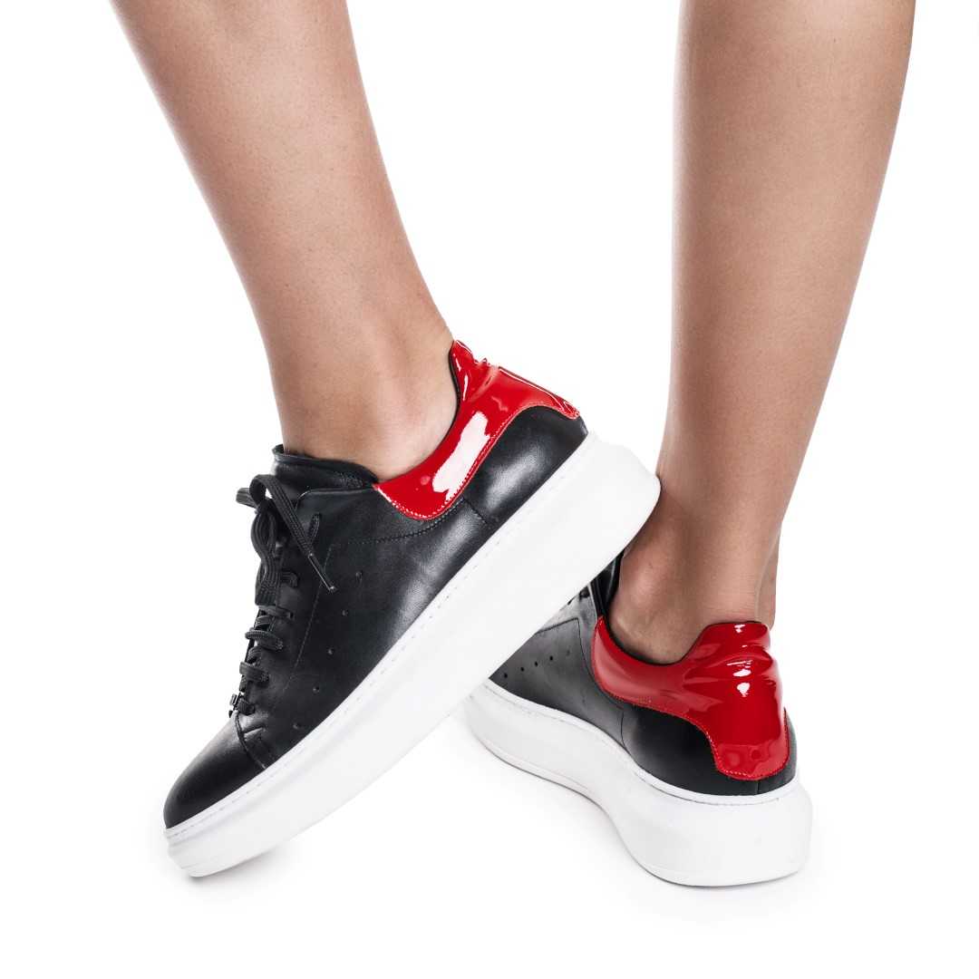 Znamka Superge BLACK (RD)