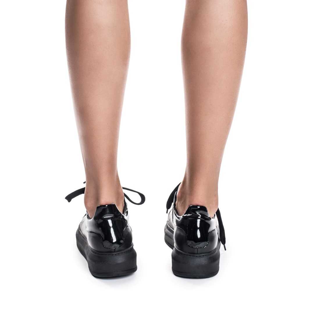 Znamka Superge BLACK (BL)